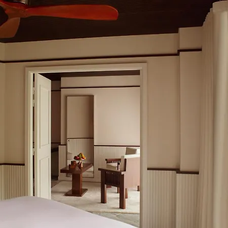 كاب دانتيب بيتش فندق 5*