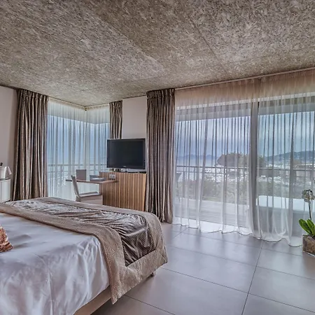 Hotel Cap D'antibes 5*