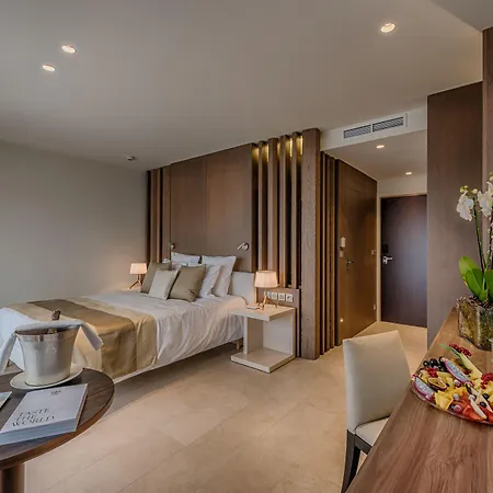 Szálloda Cap D'antibes Juan-les-Pins