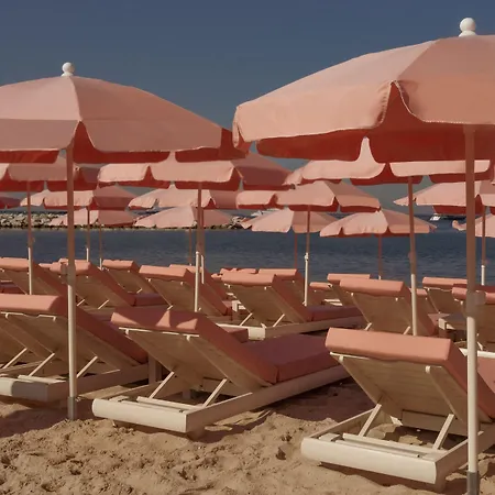 Cap D'antibes Hotel