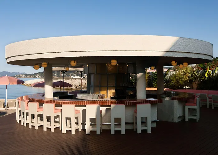 캠 앙티브 비치 호텔